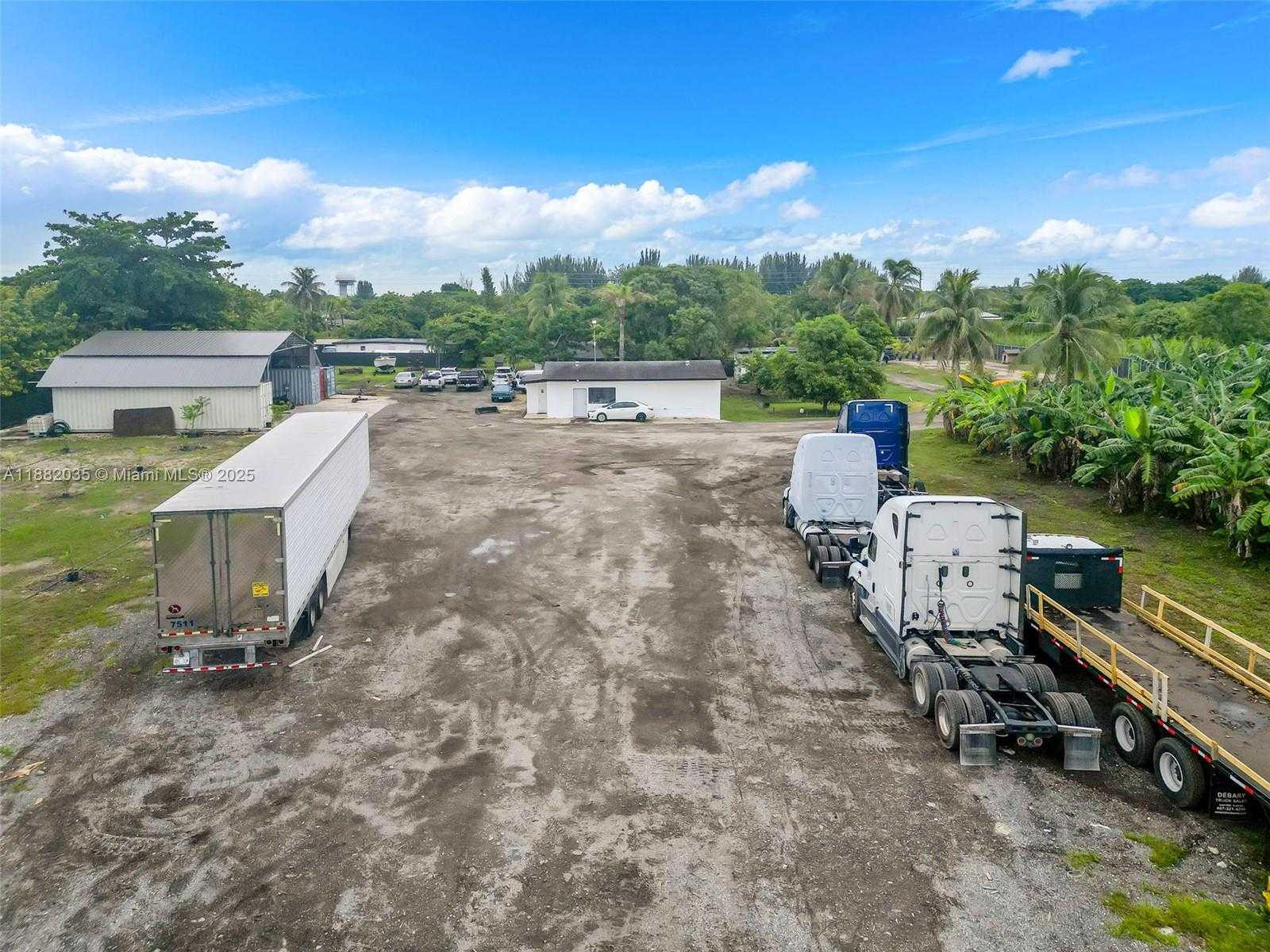 Small Image of 12750 SOUTH WEST 197TH AVE, Miami Number 54