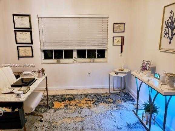 Small Image of 3124 SOUTH WEST 63RD AVE, Miami Number 12