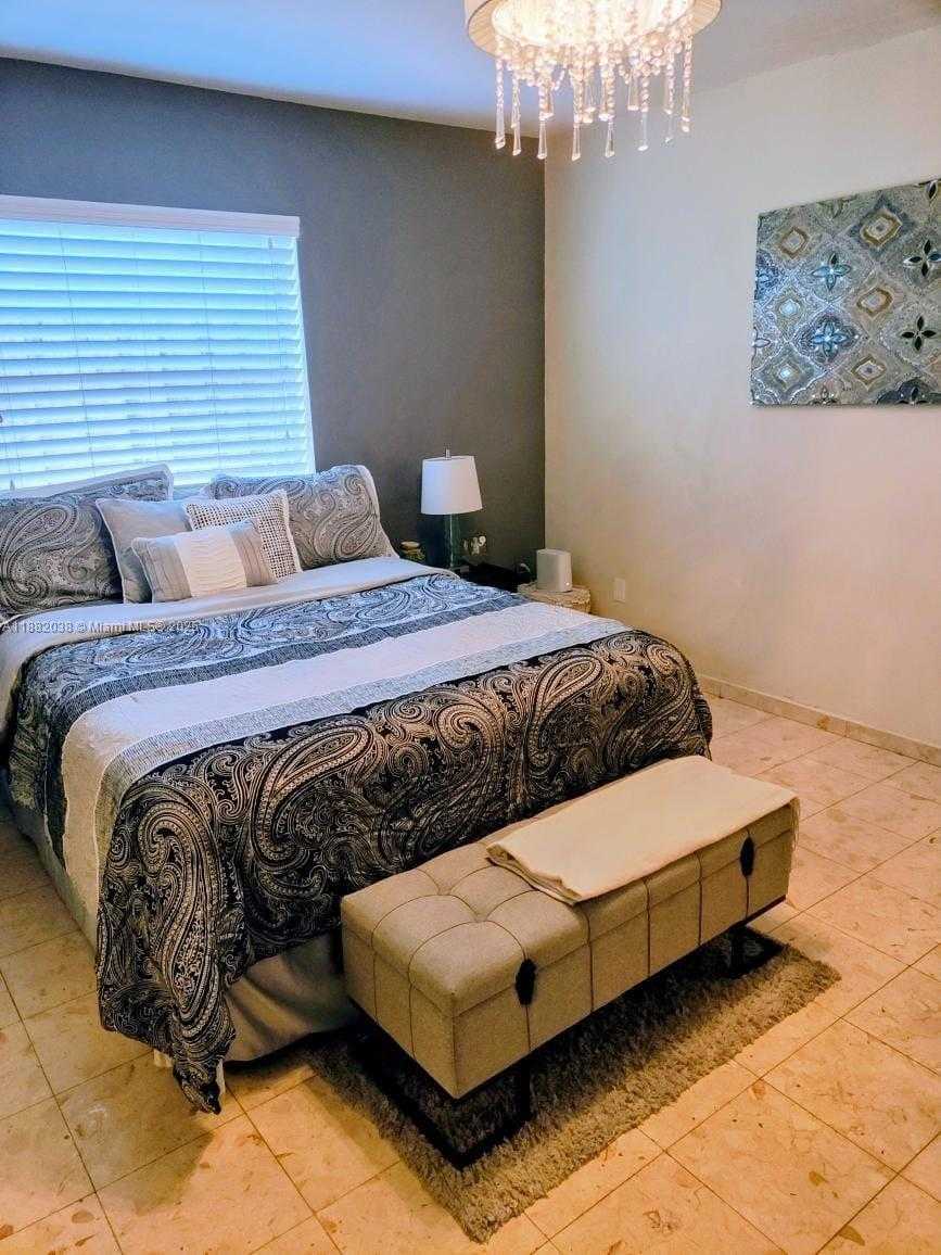 Small Image of 3124 SOUTH WEST 63RD AVE, Miami Number 18