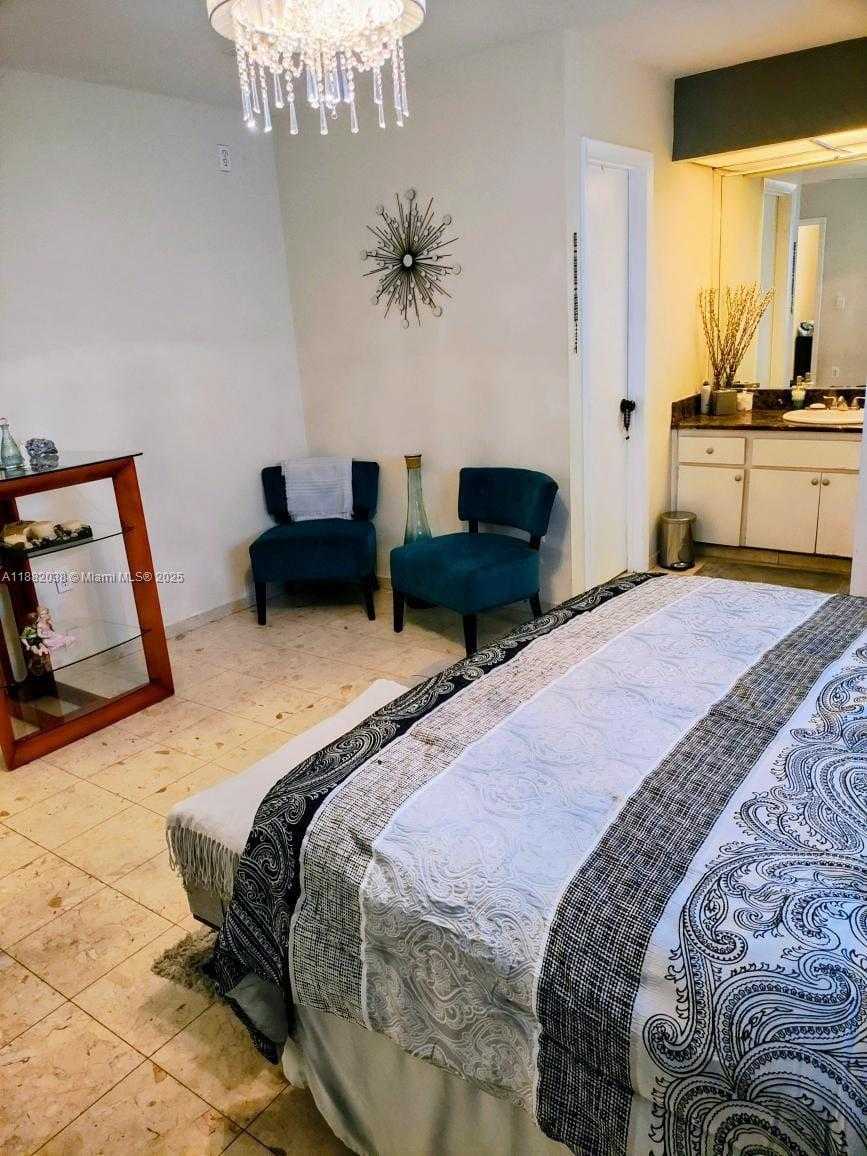 Small Image of 3124 SOUTH WEST 63RD AVE, Miami Number 20