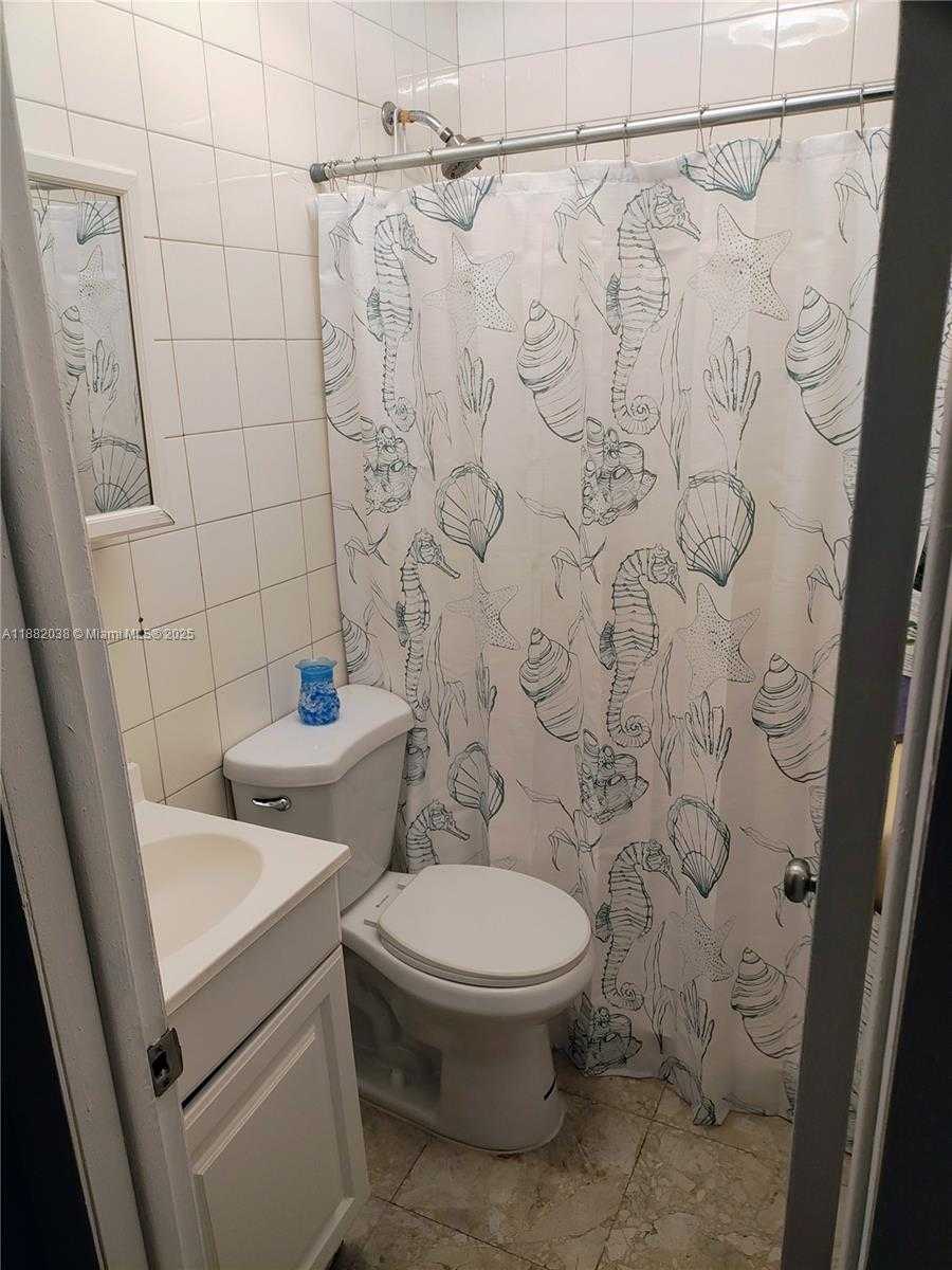 Small Image of 3124 SOUTH WEST 63RD AVE, Miami Number 34