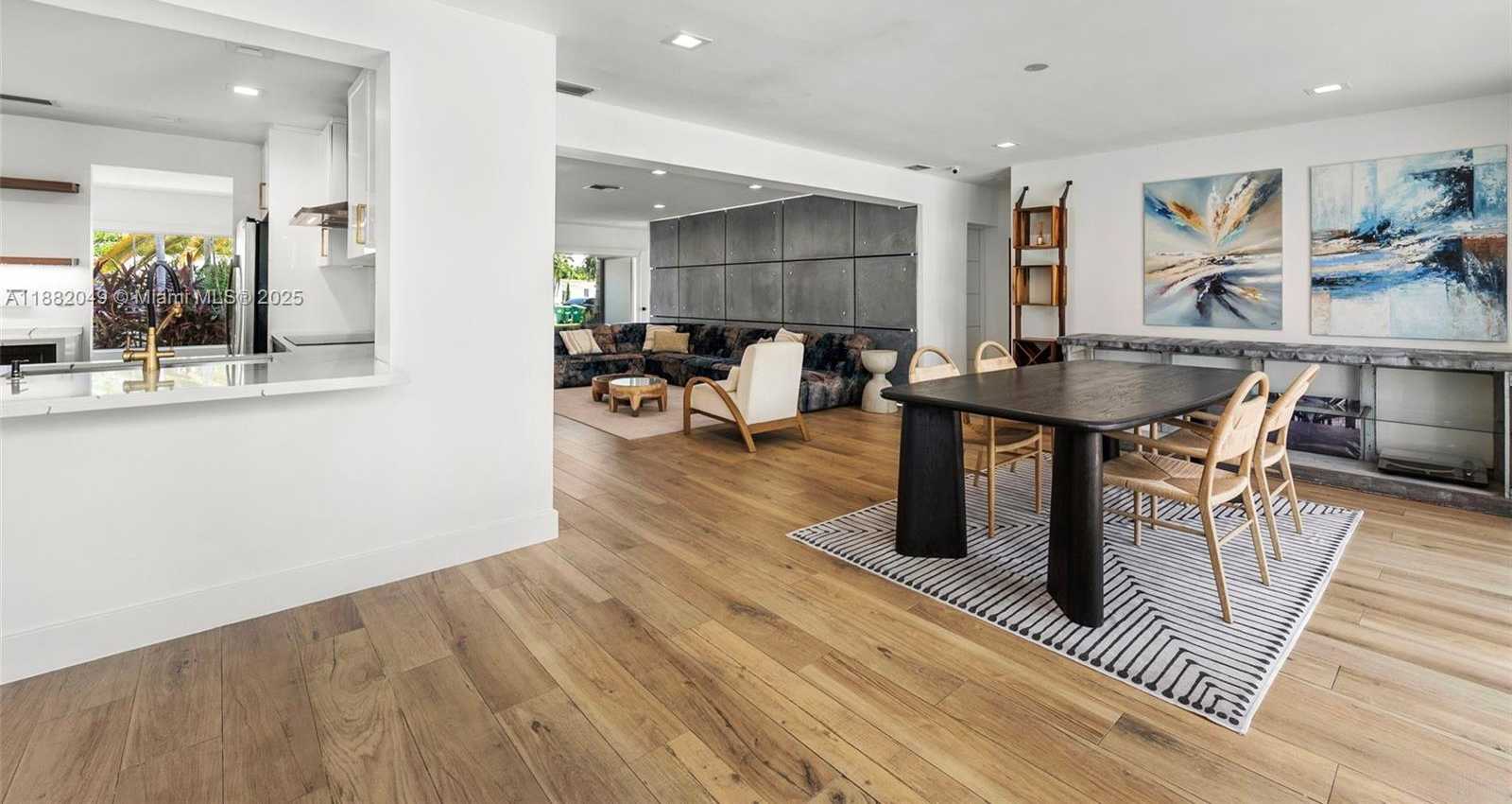 Small Image of 21000 NORTH EAST 18TH CT, Miami Number 10