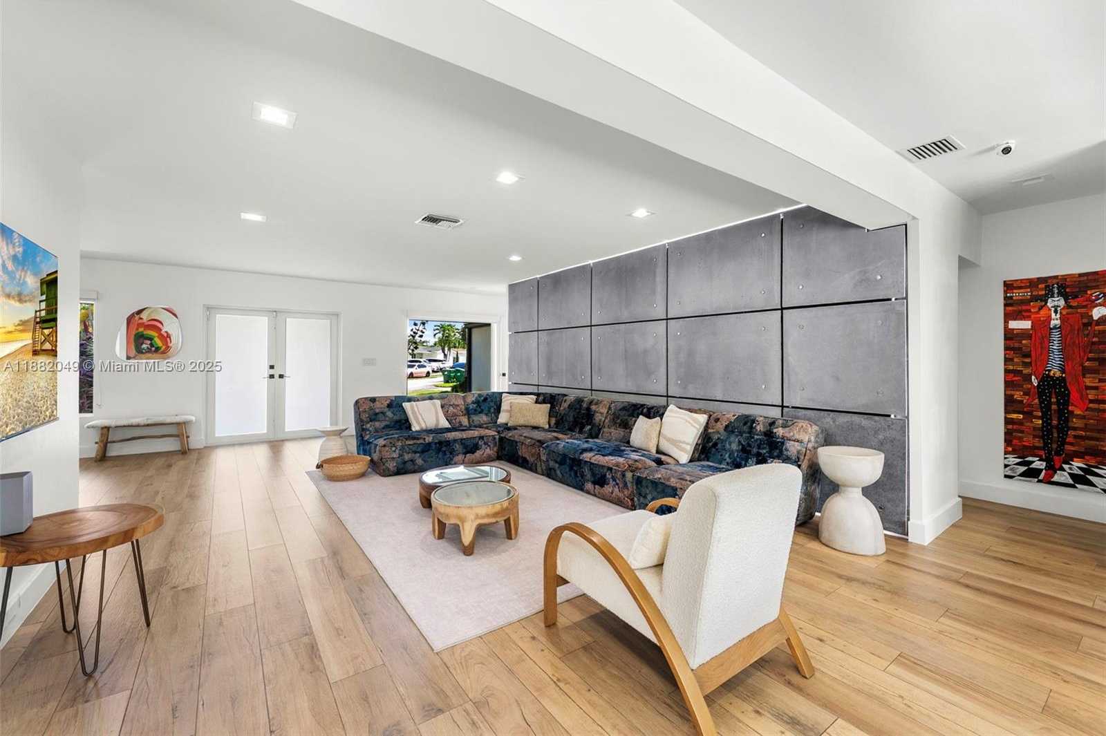 Small Image of 21000 NORTH EAST 18TH CT, Miami Number 6