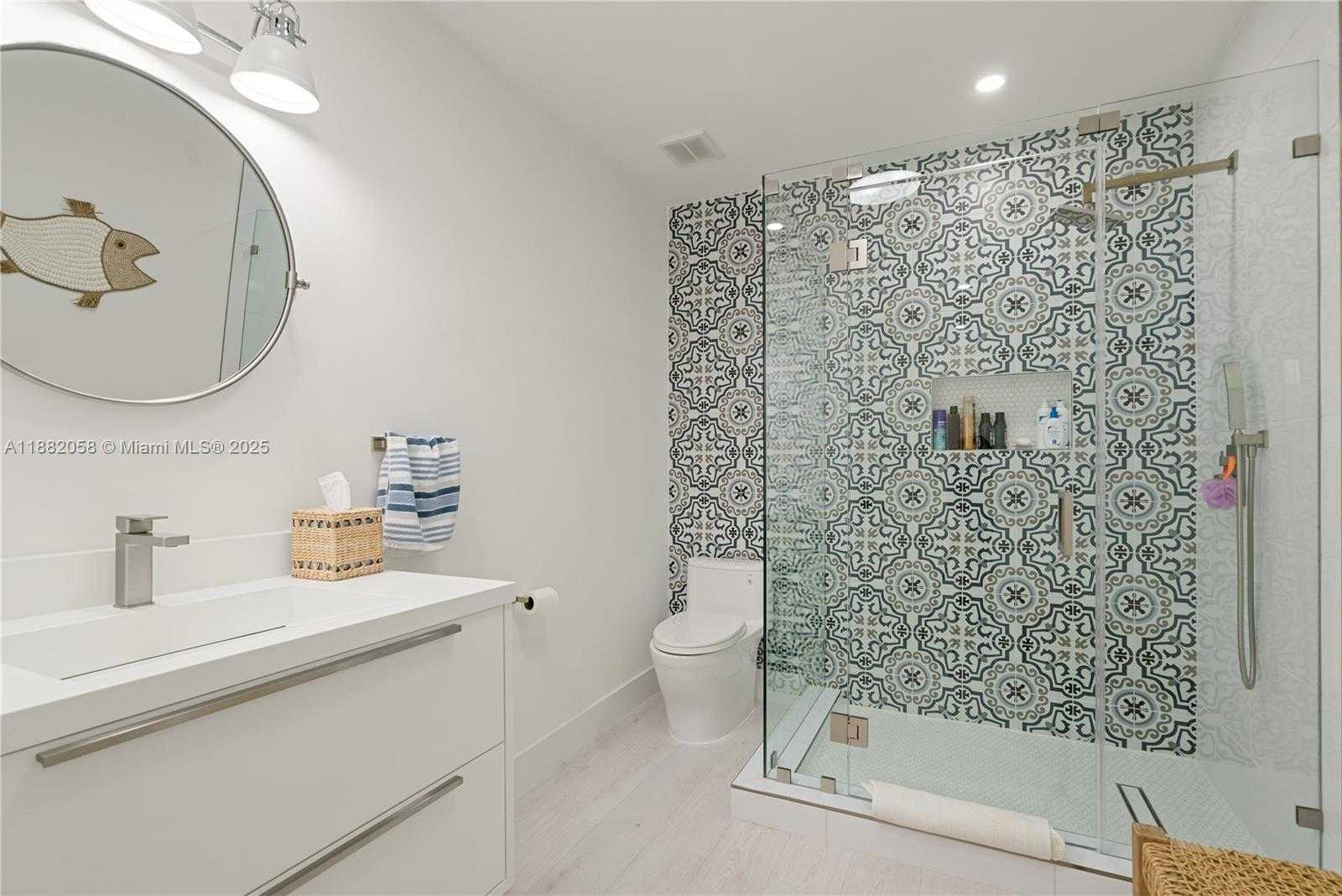 Small Image of 889 ELLEN DR, Key Largo Number 14