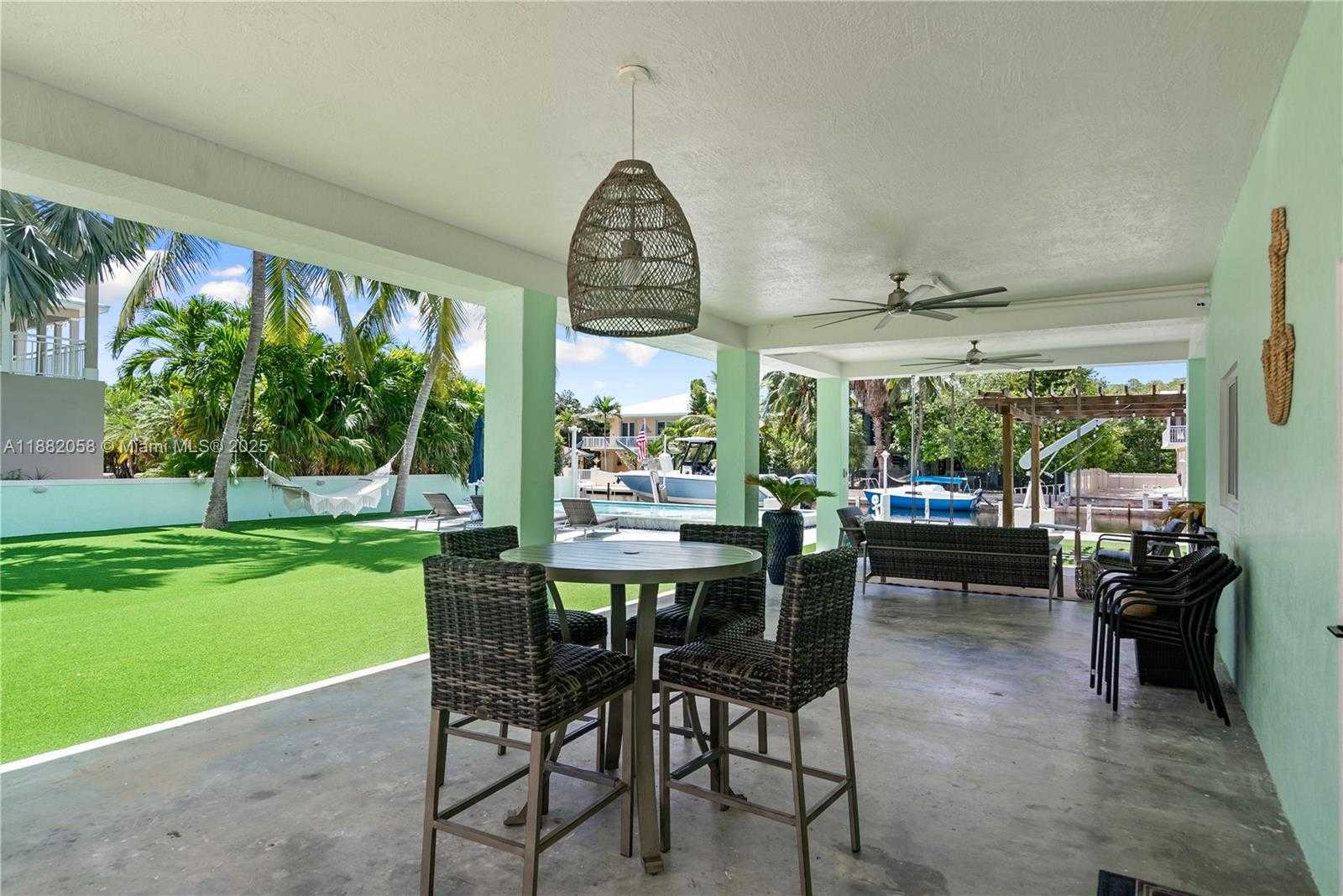 Small Image of 889 ELLEN DR, Key Largo Number 25