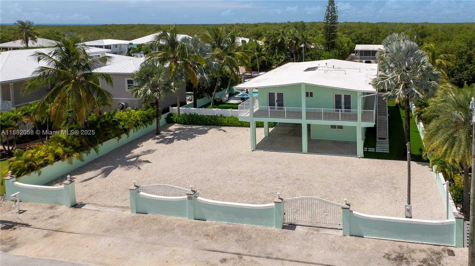 Small Image of 889 ELLEN DR, Key Largo Number 36