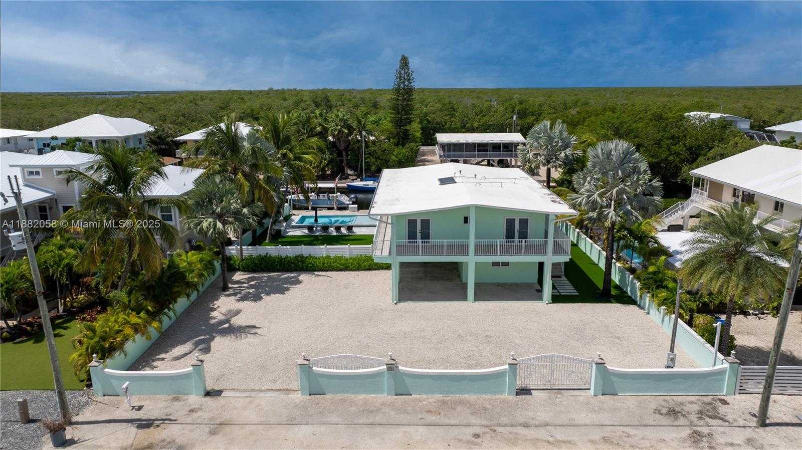 Small Image of 889 ELLEN DR, Key Largo Number 42