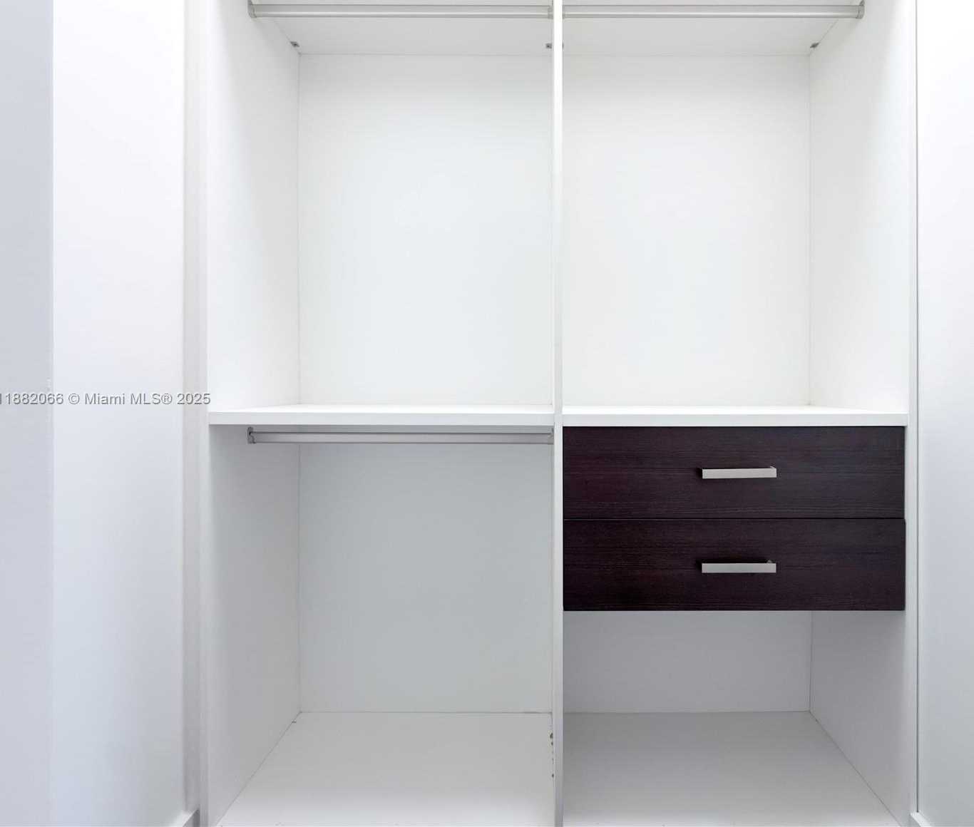 Small Image of 10423 NORTH WEST 70TH LN, Doral Number 48