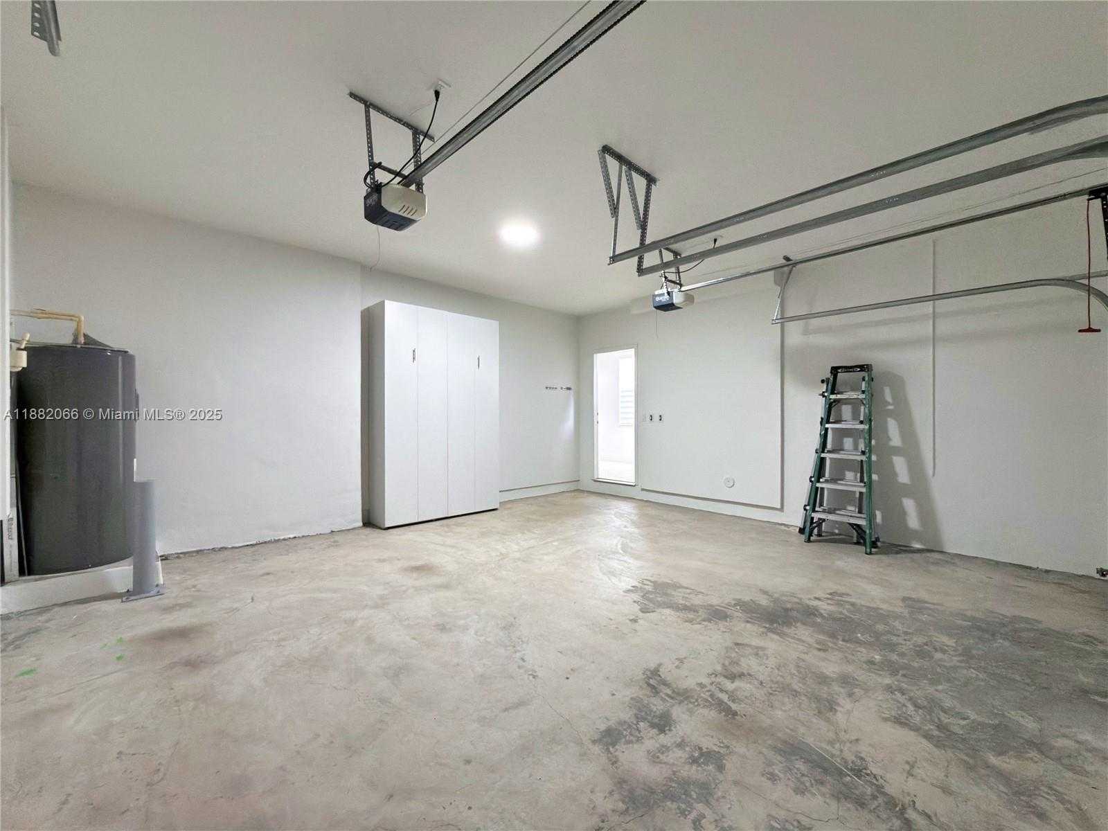 Small Image of 10423 NORTH WEST 70TH LN, Doral Number 58