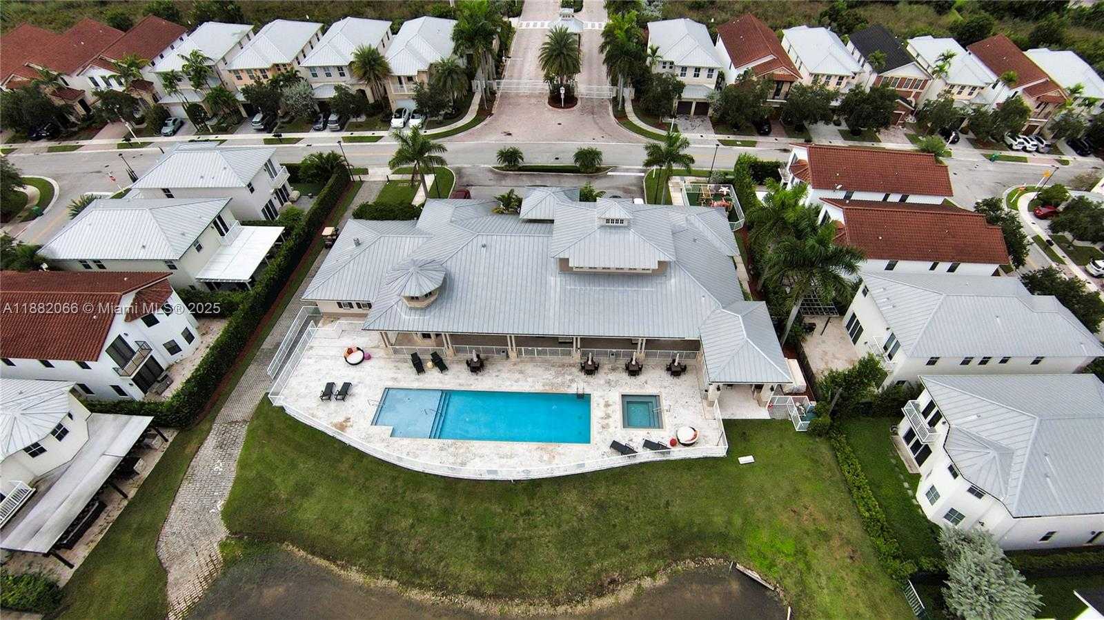 Small Image of 10423 NORTH WEST 70TH LN, Doral Number 69