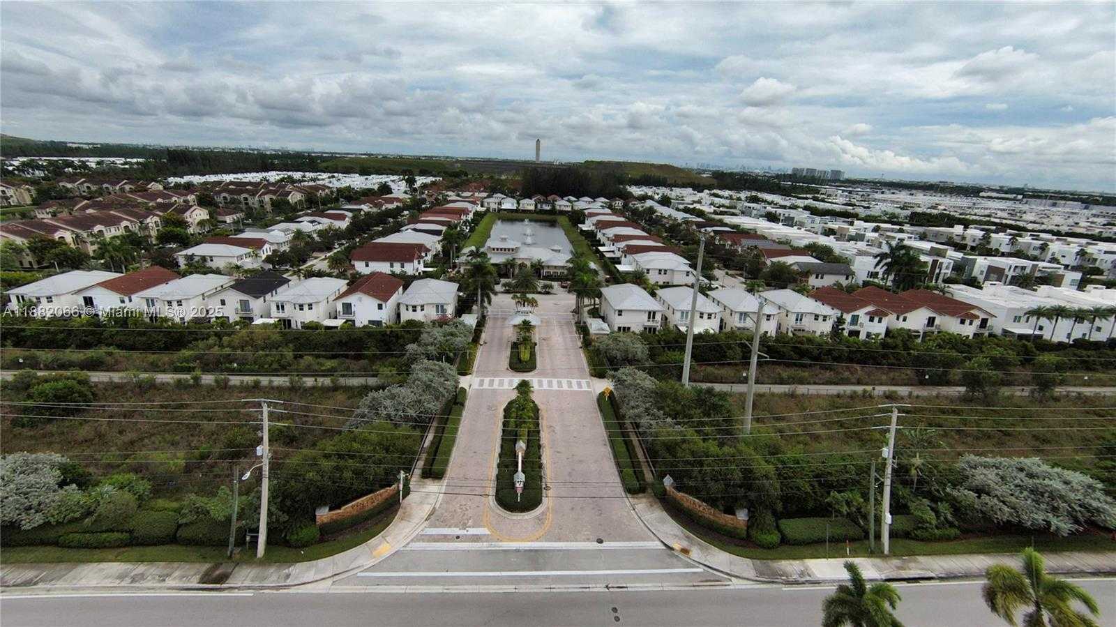 Small Image of 10423 NORTH WEST 70TH LN, Doral Number 70