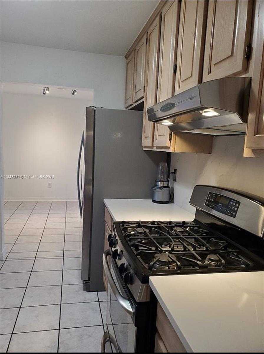 Small Image of 9817 SOUTH WEST 194TH ST, Cutler Bay Number 14