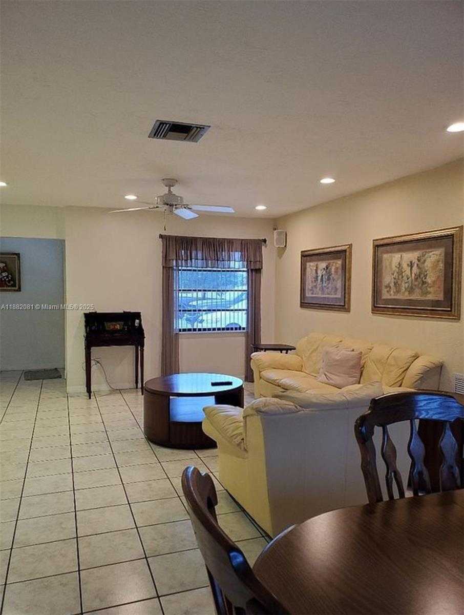 Small Image of 9817 SOUTH WEST 194TH ST, Cutler Bay Number 17