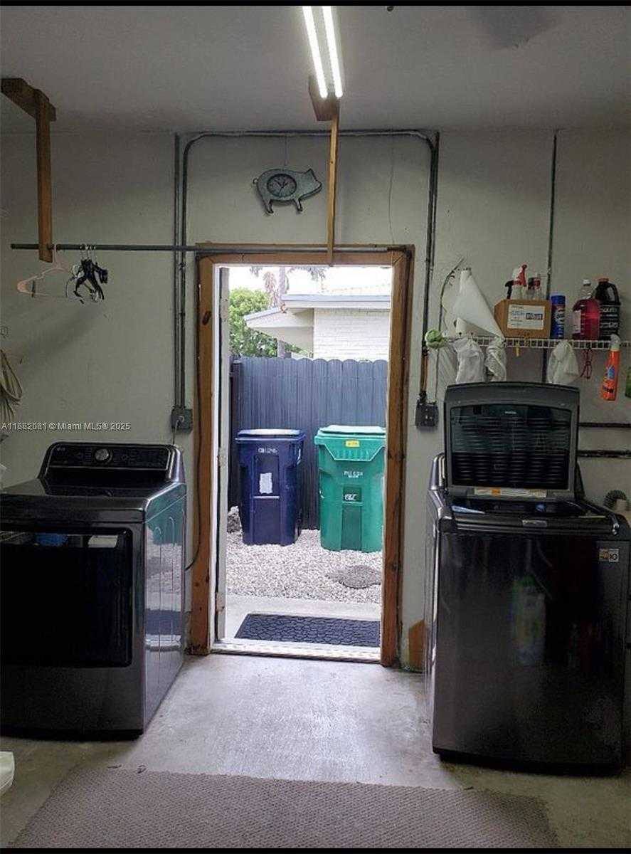 Small Image of 9817 SOUTH WEST 194TH ST, Cutler Bay Number 28