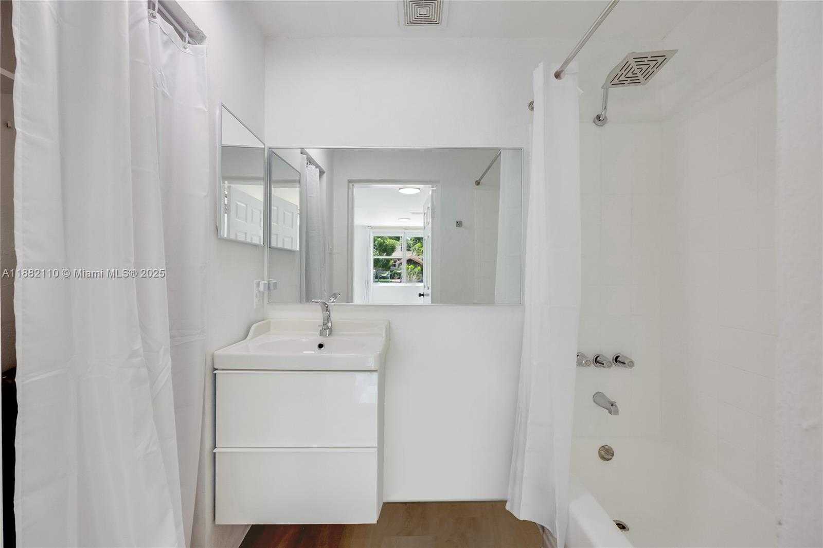 Small Image of 1529 NORTH WEST 2ND AVE, Fort Lauderdale Number 10