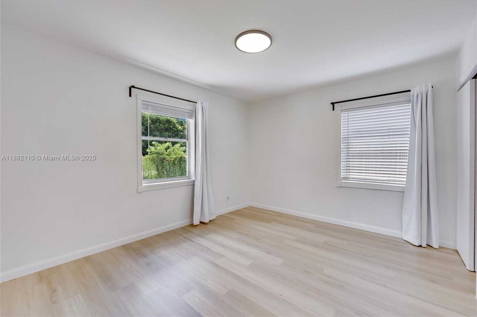 Small Image of 1529 NORTH WEST 2ND AVE, Fort Lauderdale Number 11