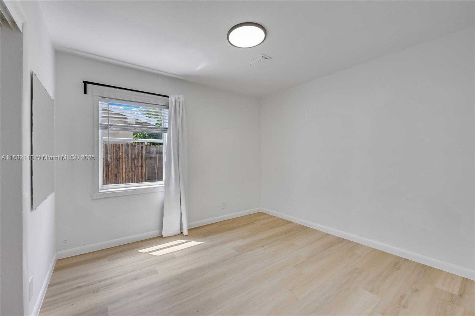 Small Image of 1529 NORTH WEST 2ND AVE, Fort Lauderdale Number 13