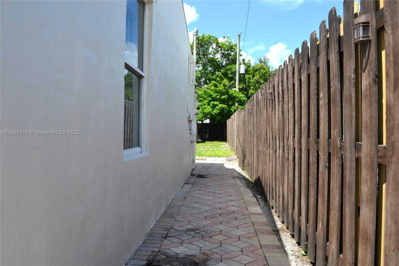 Small Image of 1529 NORTH WEST 2ND AVE, Fort Lauderdale Number 25