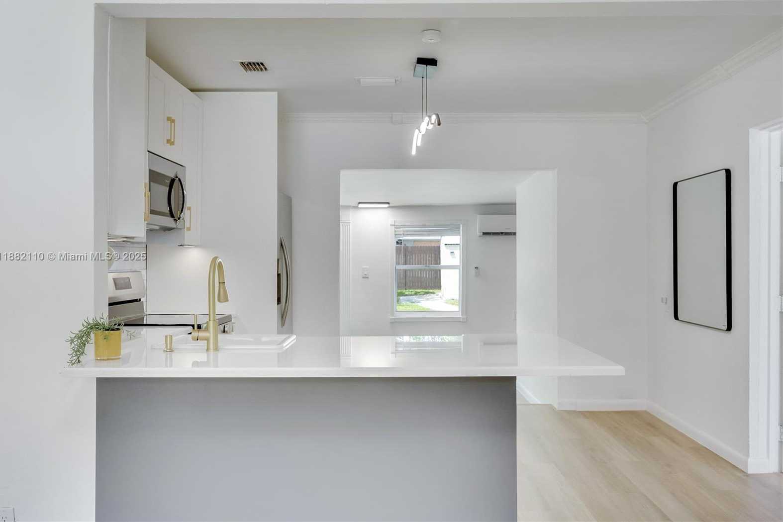 Small Image of 1529 NORTH WEST 2ND AVE, Fort Lauderdale Number 7