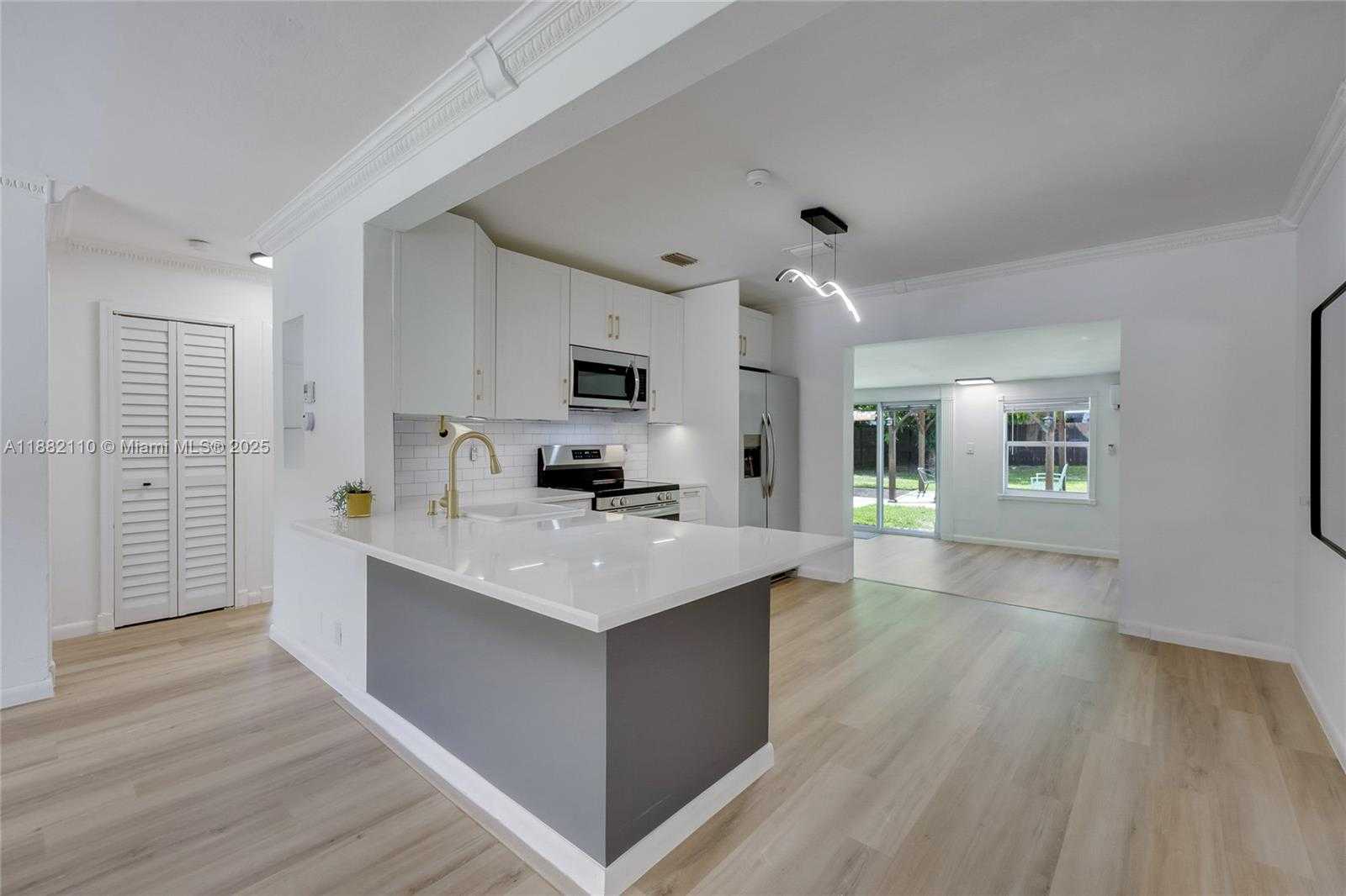 Small Image of 1529 NORTH WEST 2ND AVE, Fort Lauderdale Number 8