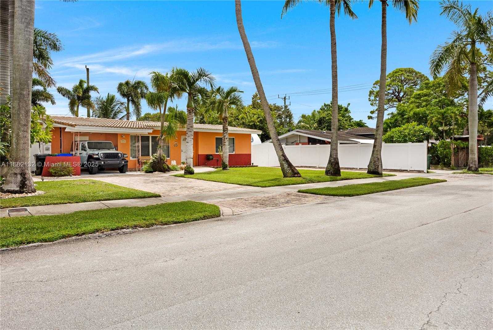 Small Image of 2248 SOUTH WEST 34TH WAY, Fort Lauderdale Number 2