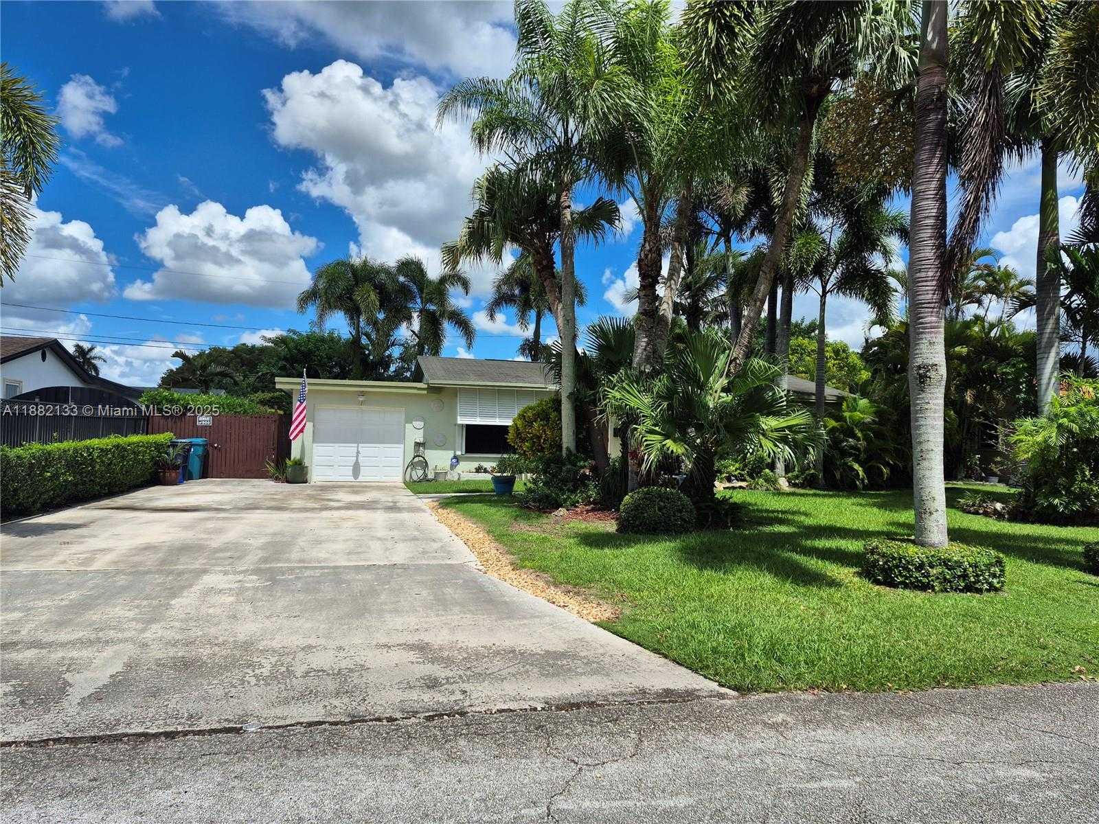 Small Image of 16721 SOUTH WEST 298TH TER, Homestead Number 22