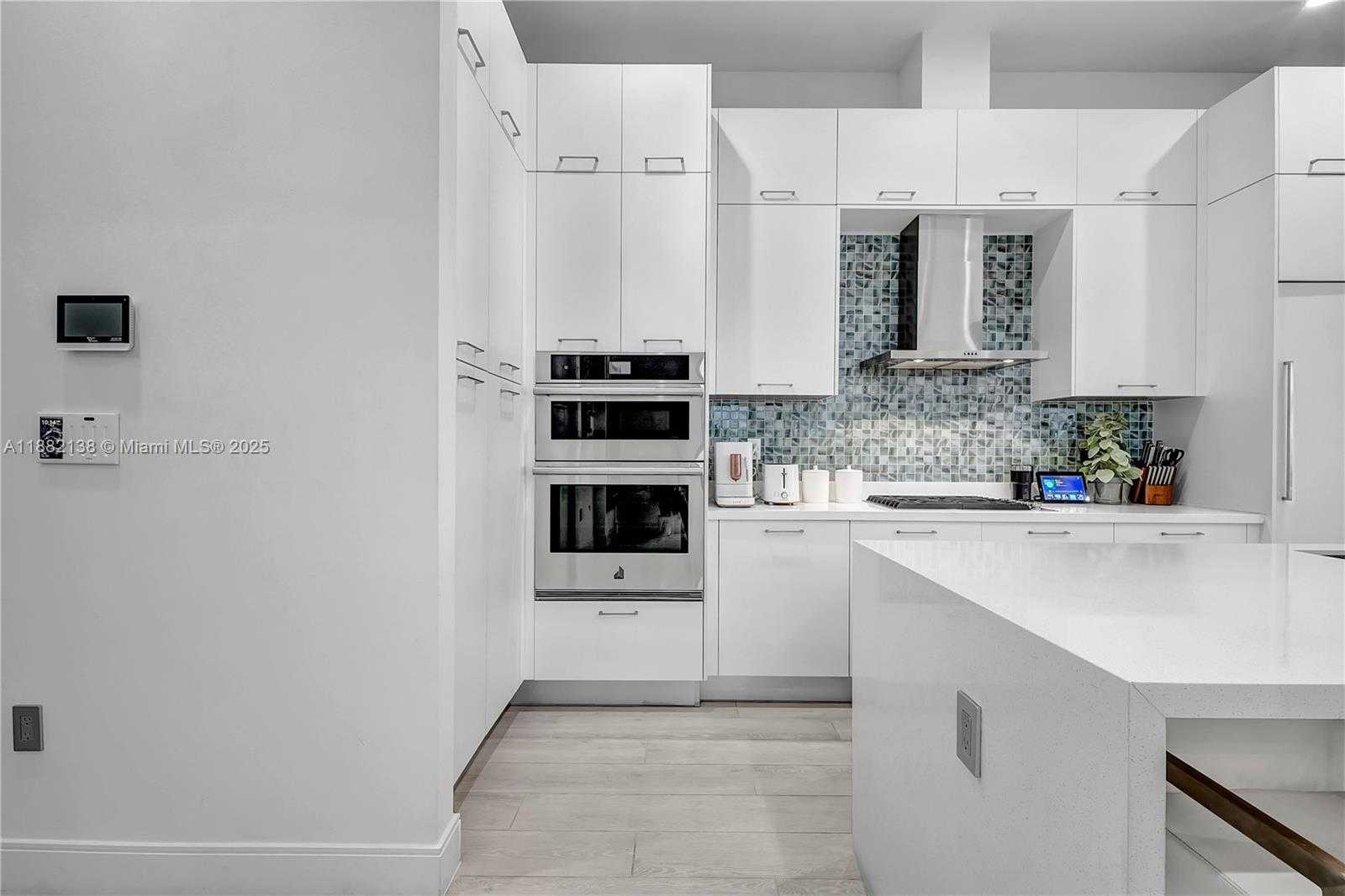 Small Image of 4757 NORTH WEST 85TH AVE, Doral Number 11