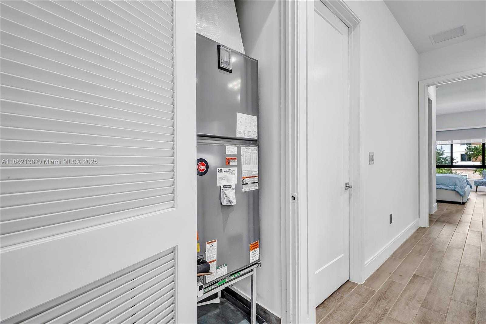 Small Image of 4757 NORTH WEST 85TH AVE, Doral Number 17