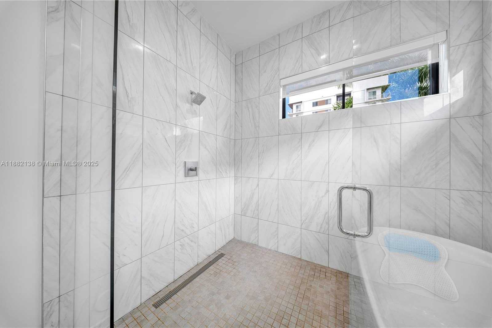 Small Image of 4757 NORTH WEST 85TH AVE, Doral Number 31