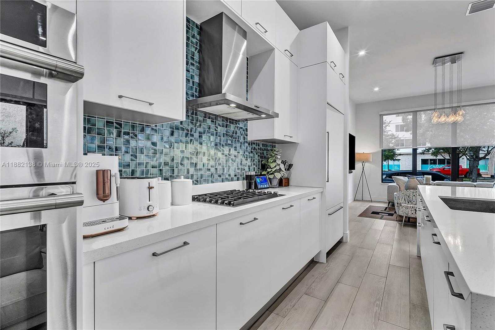 Small Image of 4757 NORTH WEST 85TH AVE, Doral Number 8
