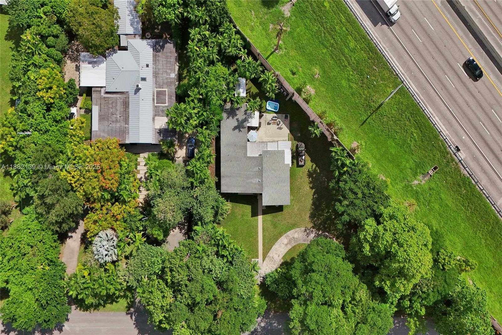 Small Image of 5785 SOUTH WEST 82ND AVE, Miami Number 19
