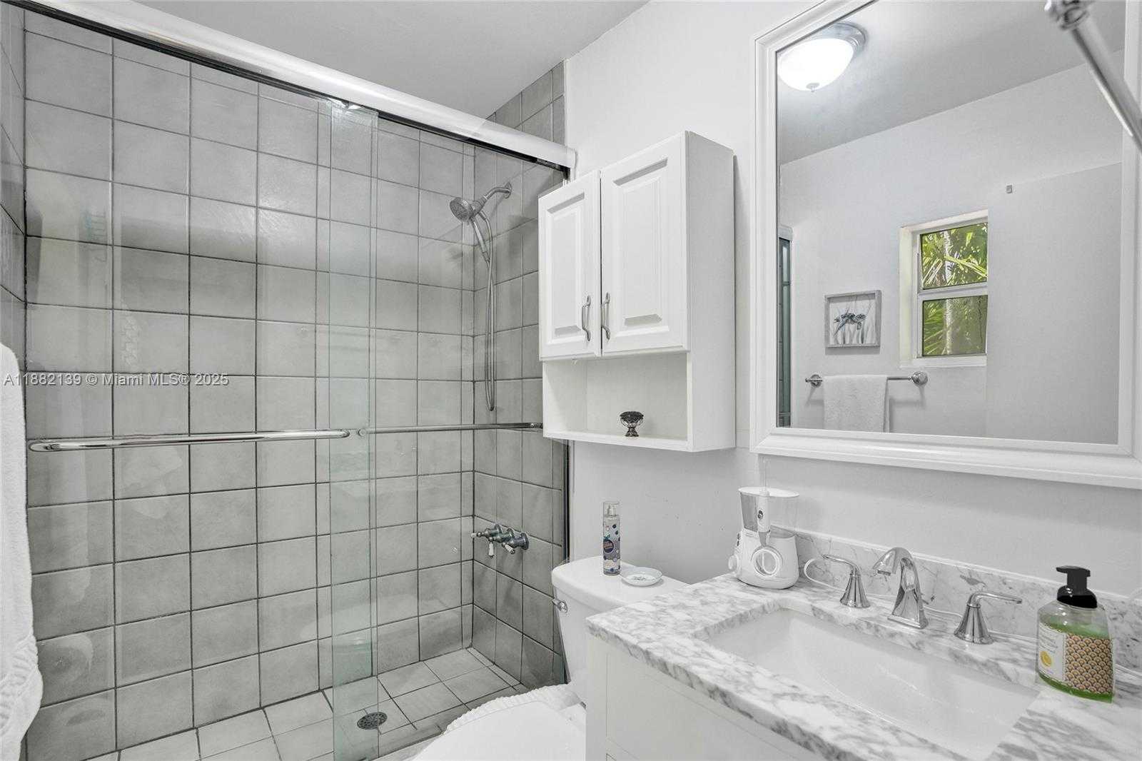 Small Image of 5785 SOUTH WEST 82ND AVE, Miami Number 24