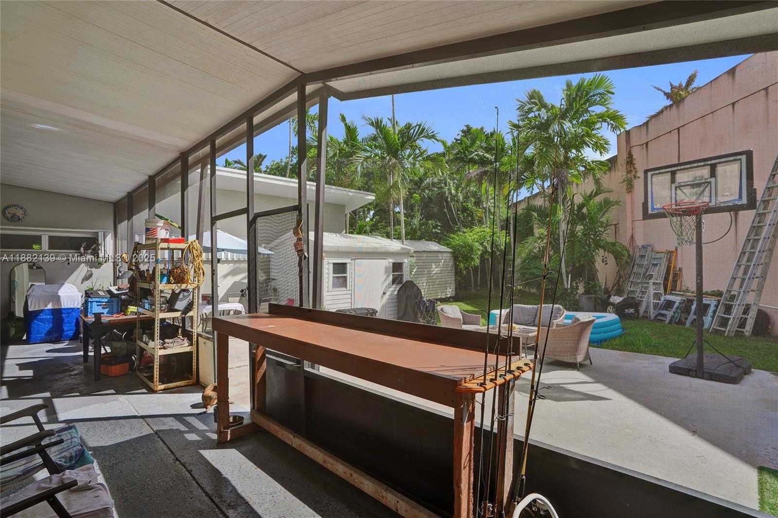 Small Image of 5785 SOUTH WEST 82ND AVE, Miami Number 37