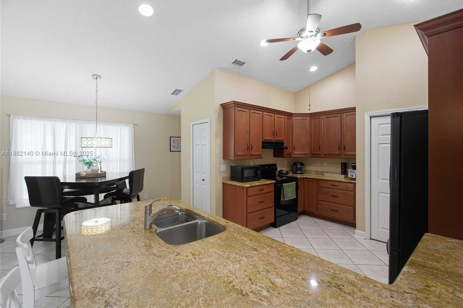 Small Image of 112 SOUTH WEST 34TH ST, Cape Coral Number 10