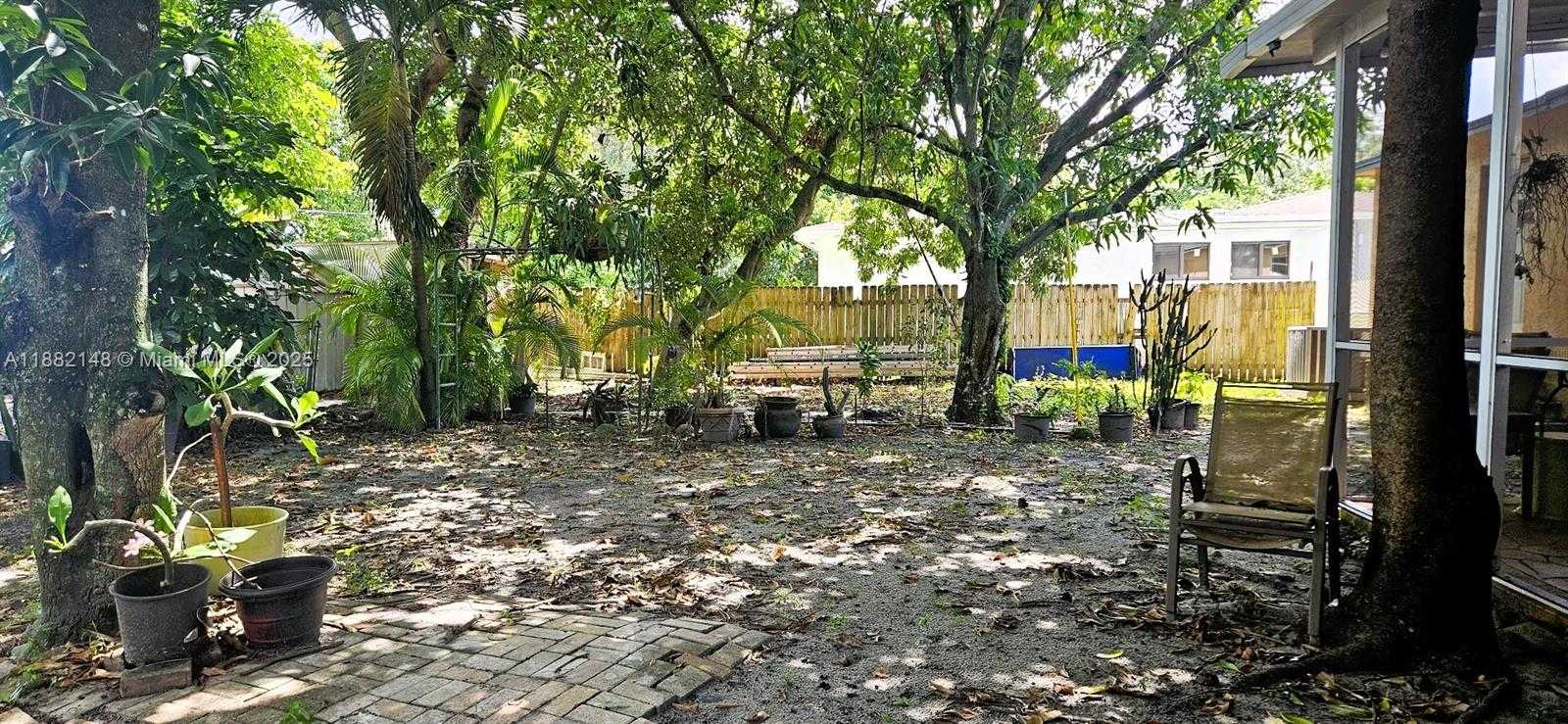 Small Image of 243 NORTH WEST 62ND CT, Miami Number 3