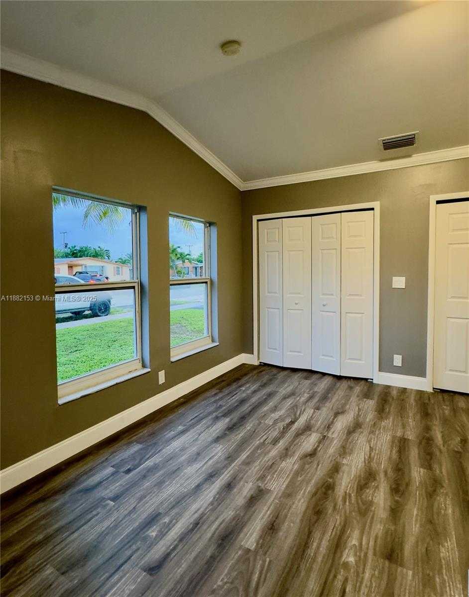 Small Image of 841 NORTH EAST 59TH ST, Oakland Park Number 14