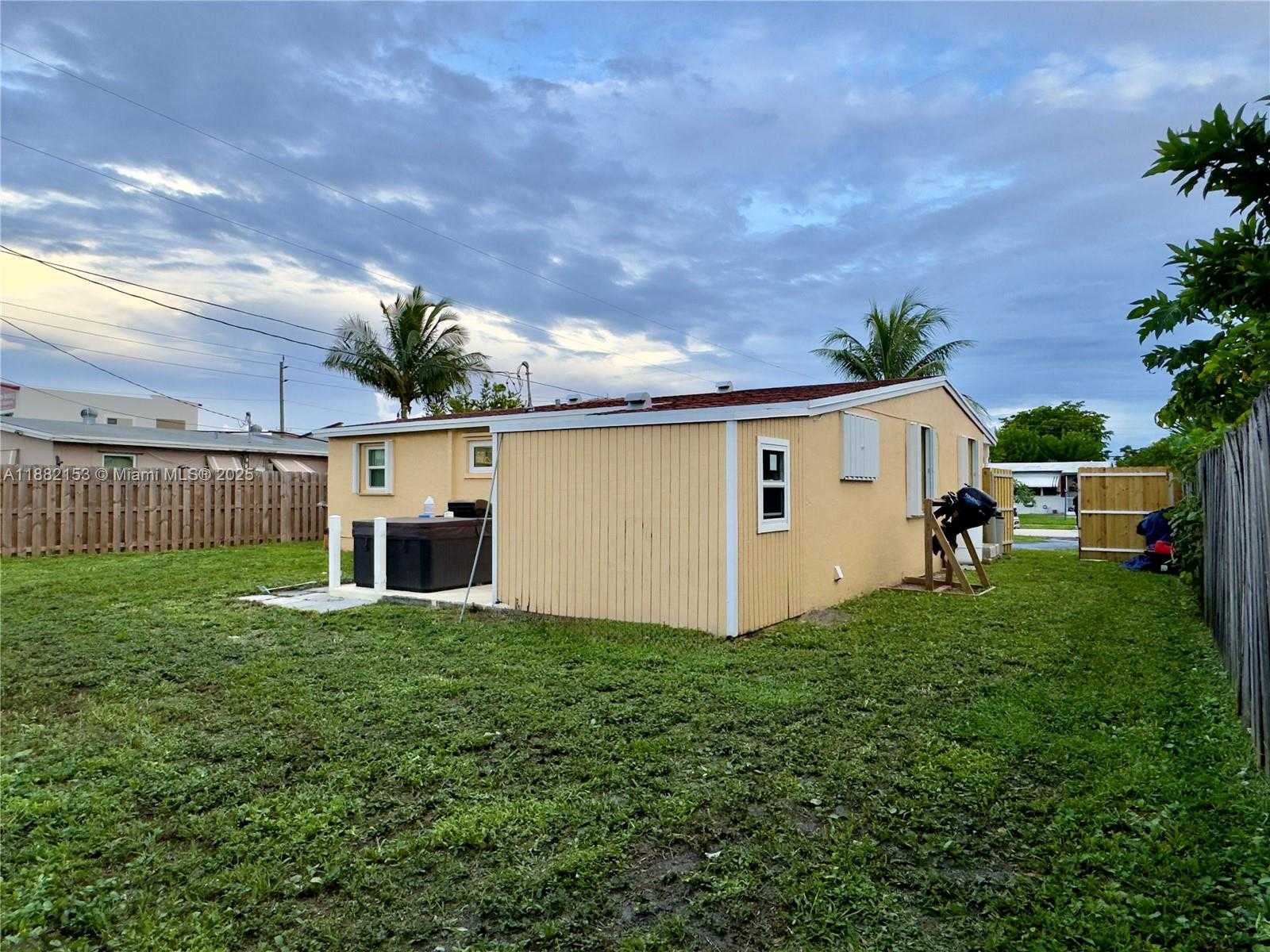 Small Image of 841 NORTH EAST 59TH ST, Oakland Park Number 18