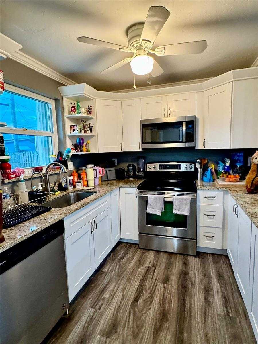 Small Image of 841 NORTH EAST 59TH ST, Oakland Park Number 5