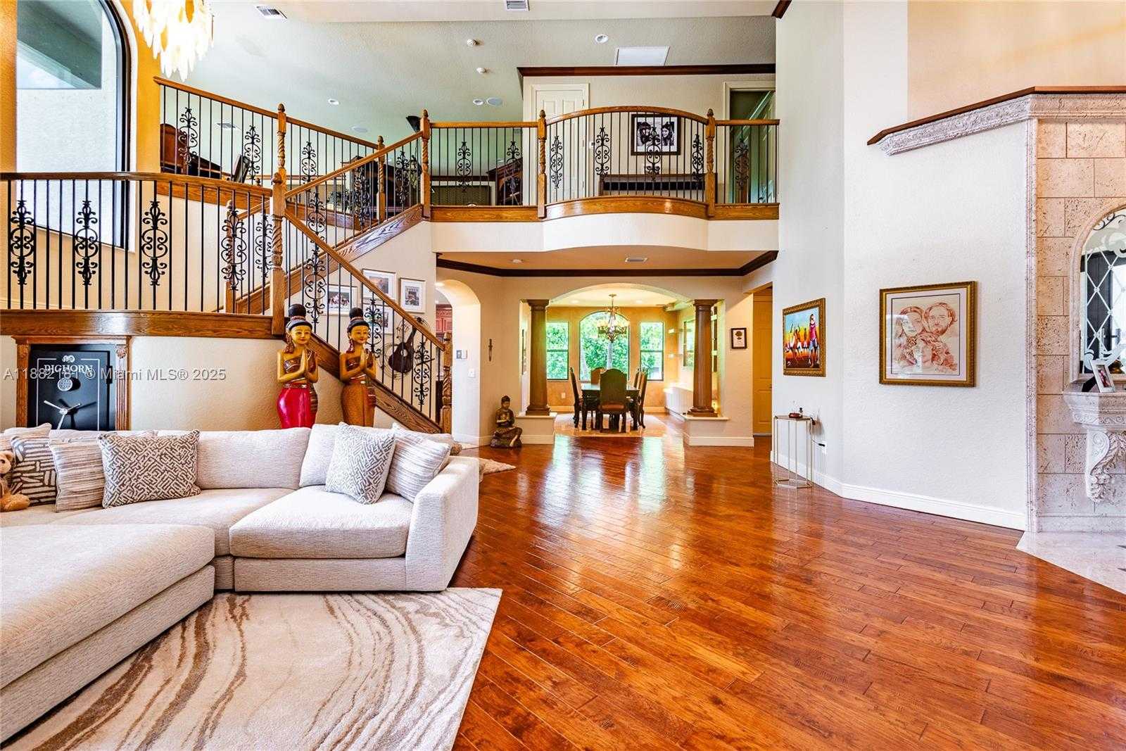 Small Image of 8747 CARAWAY LAKE CT, Boynton Beach Number 33