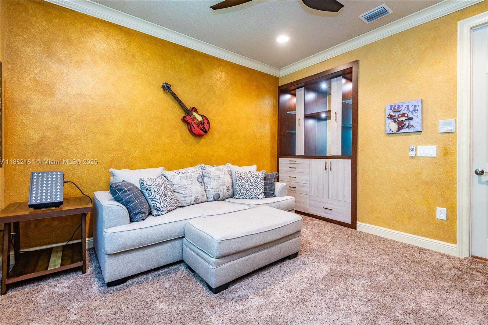 Small Image of 8747 CARAWAY LAKE CT, Boynton Beach Number 38