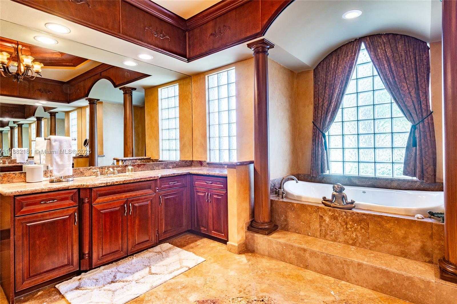 Small Image of 8747 CARAWAY LAKE CT, Boynton Beach Number 50