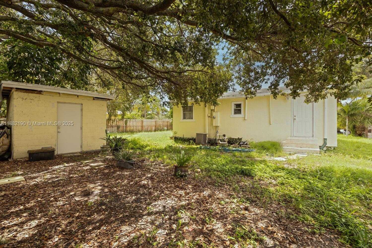 Small Image of 1711 NORTH WEST 7TH PL, Fort Lauderdale Number 10