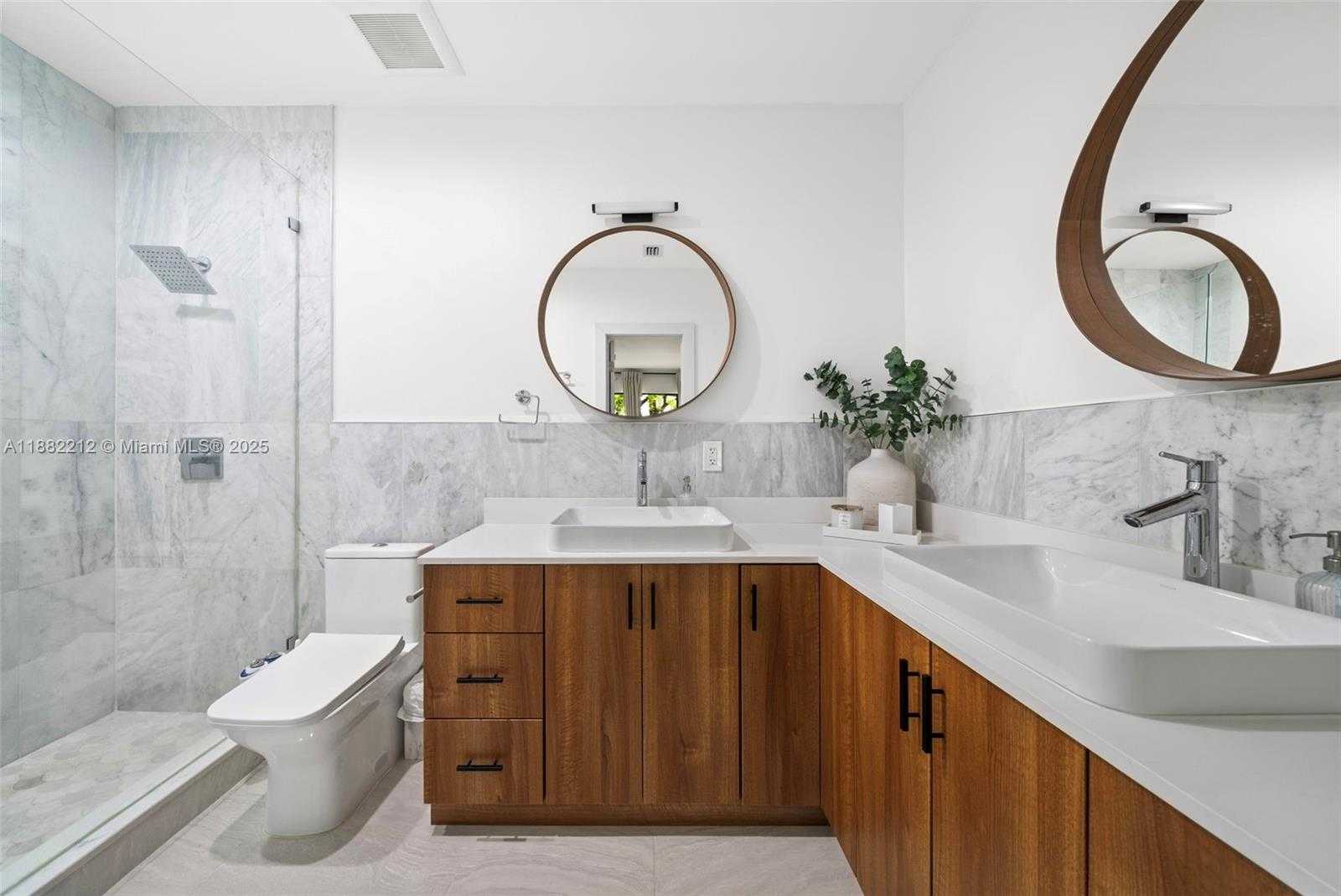 Small Image of 541 NORTH EAST 58TH ST, Miami Number 11