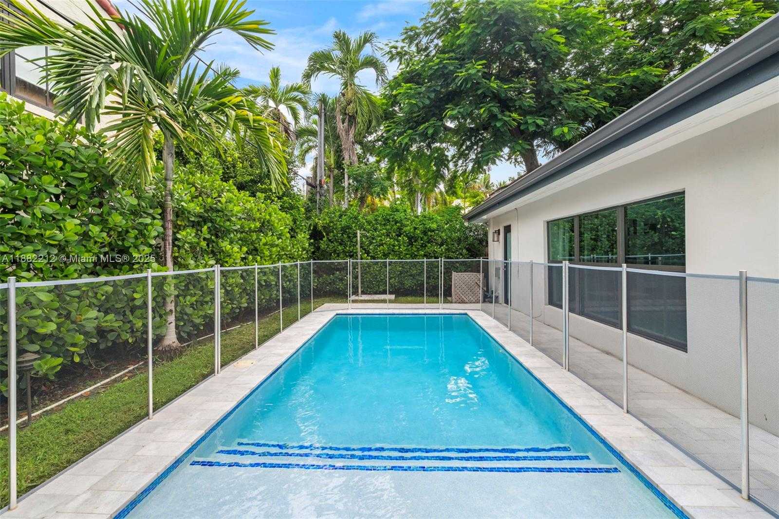 Small Image of 541 NORTH EAST 58TH ST, Miami Number 19