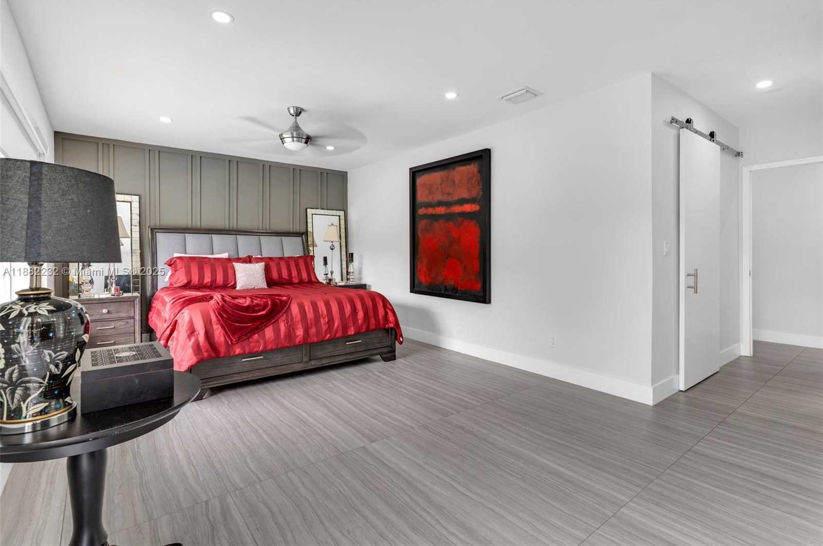 Small Image of 13925 SOUTH WEST 107TH TER, Miami Number 23