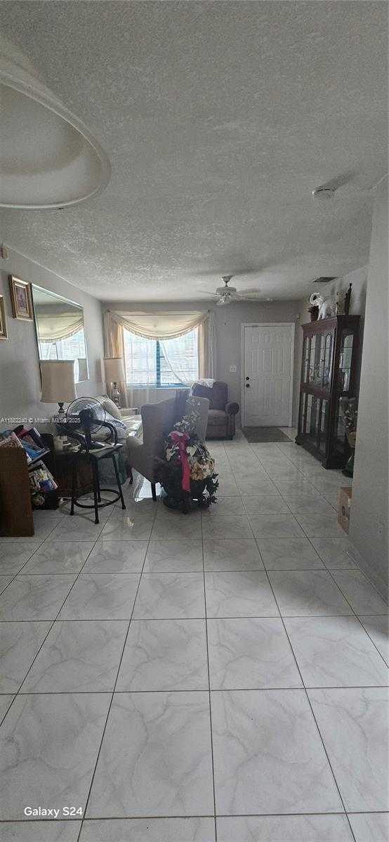 Small Image of Miami Gardens Number 9