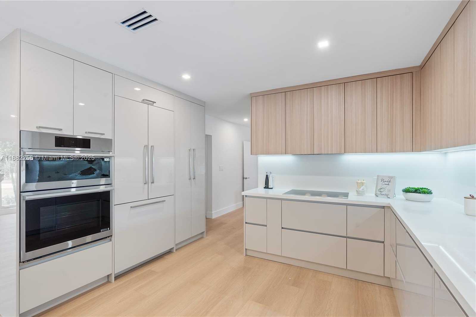 Small Image of 3341 NORTH EAST 38TH ST, Fort Lauderdale Number 10