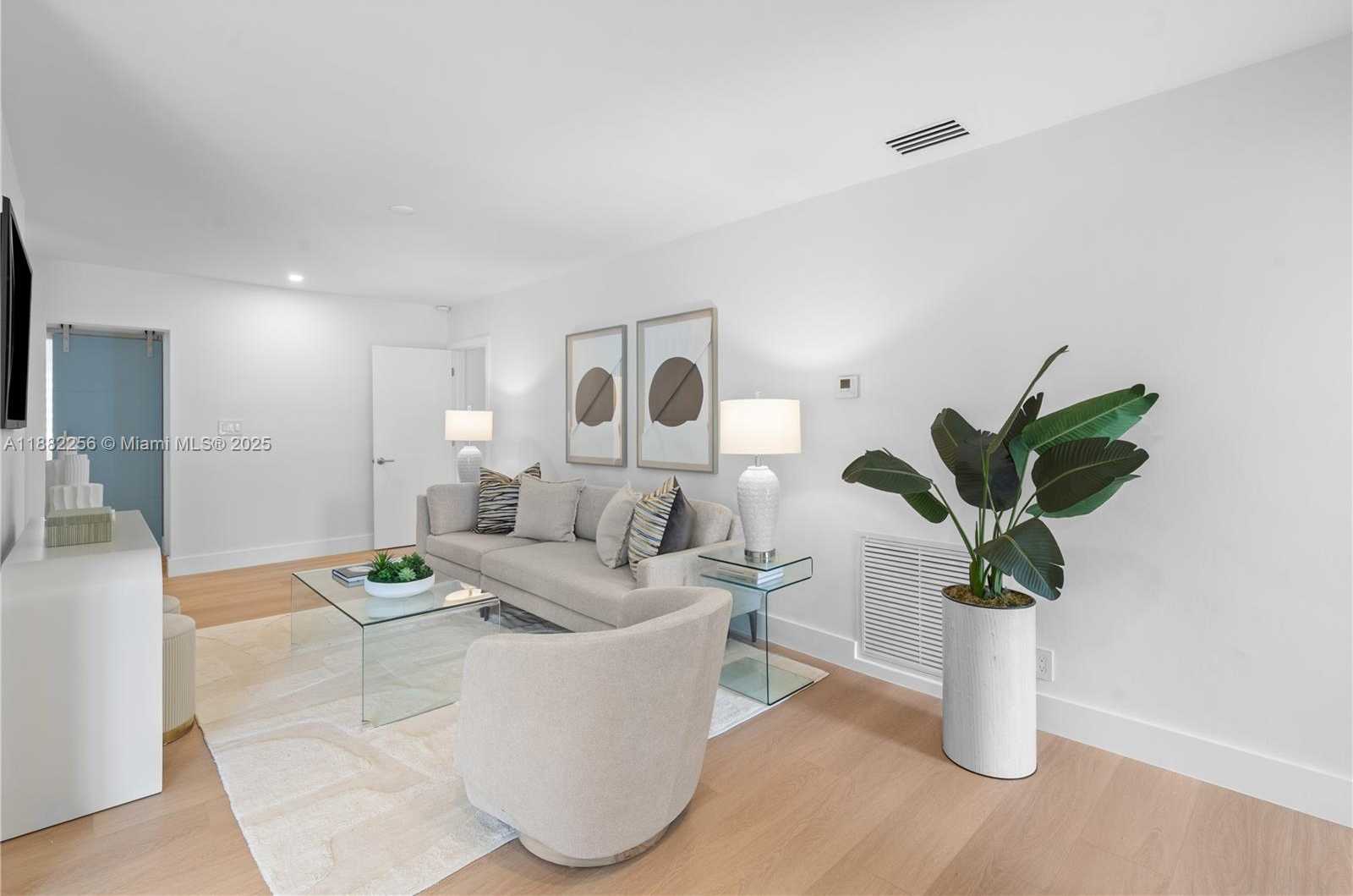 Small Image of 3341 NORTH EAST 38TH ST, Fort Lauderdale Number 17
