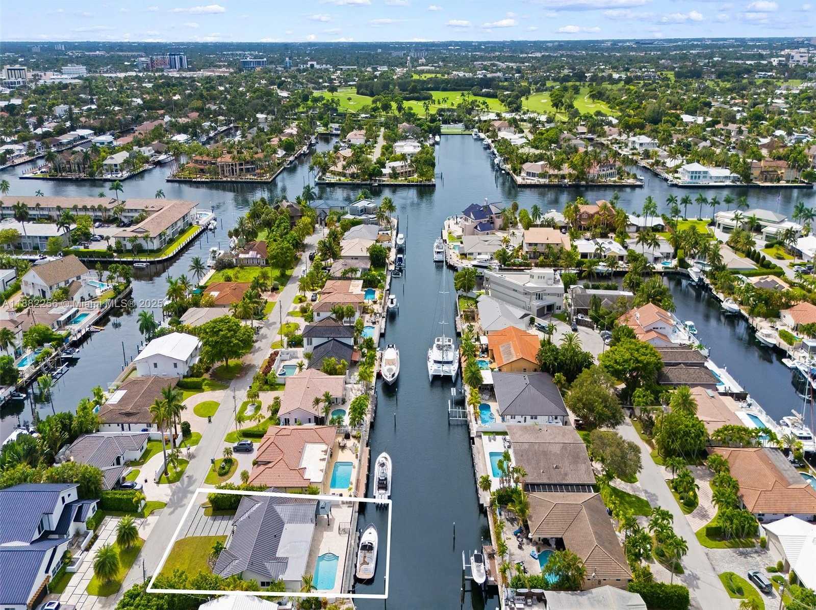 Small Image of 3341 NORTH EAST 38TH ST, Fort Lauderdale Number 3