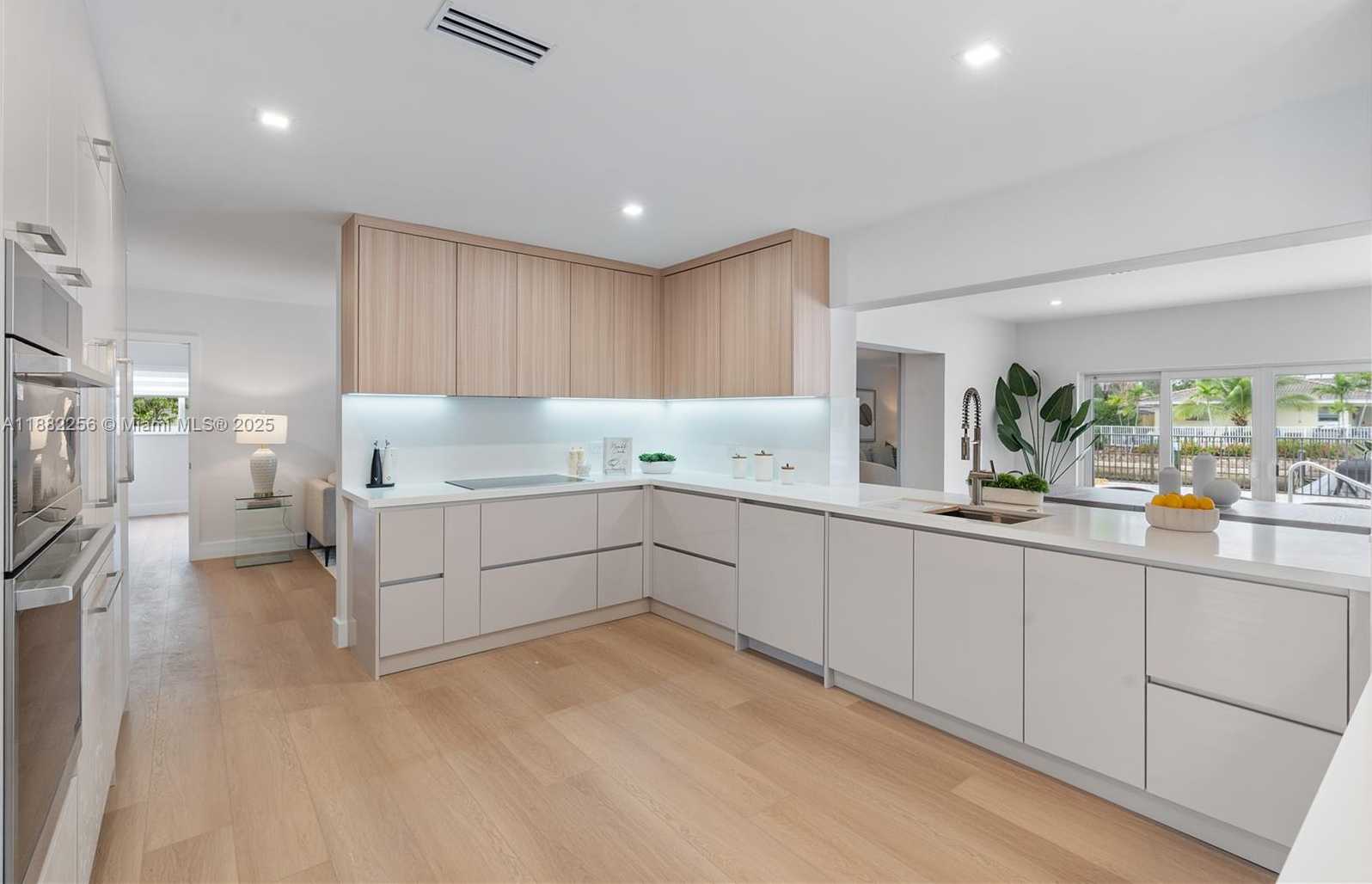 Small Image of 3341 NORTH EAST 38TH ST, Fort Lauderdale Number 9